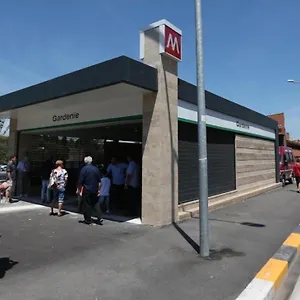  Appartamento Intero Centocelle Roma. Affaccio Metro Italia